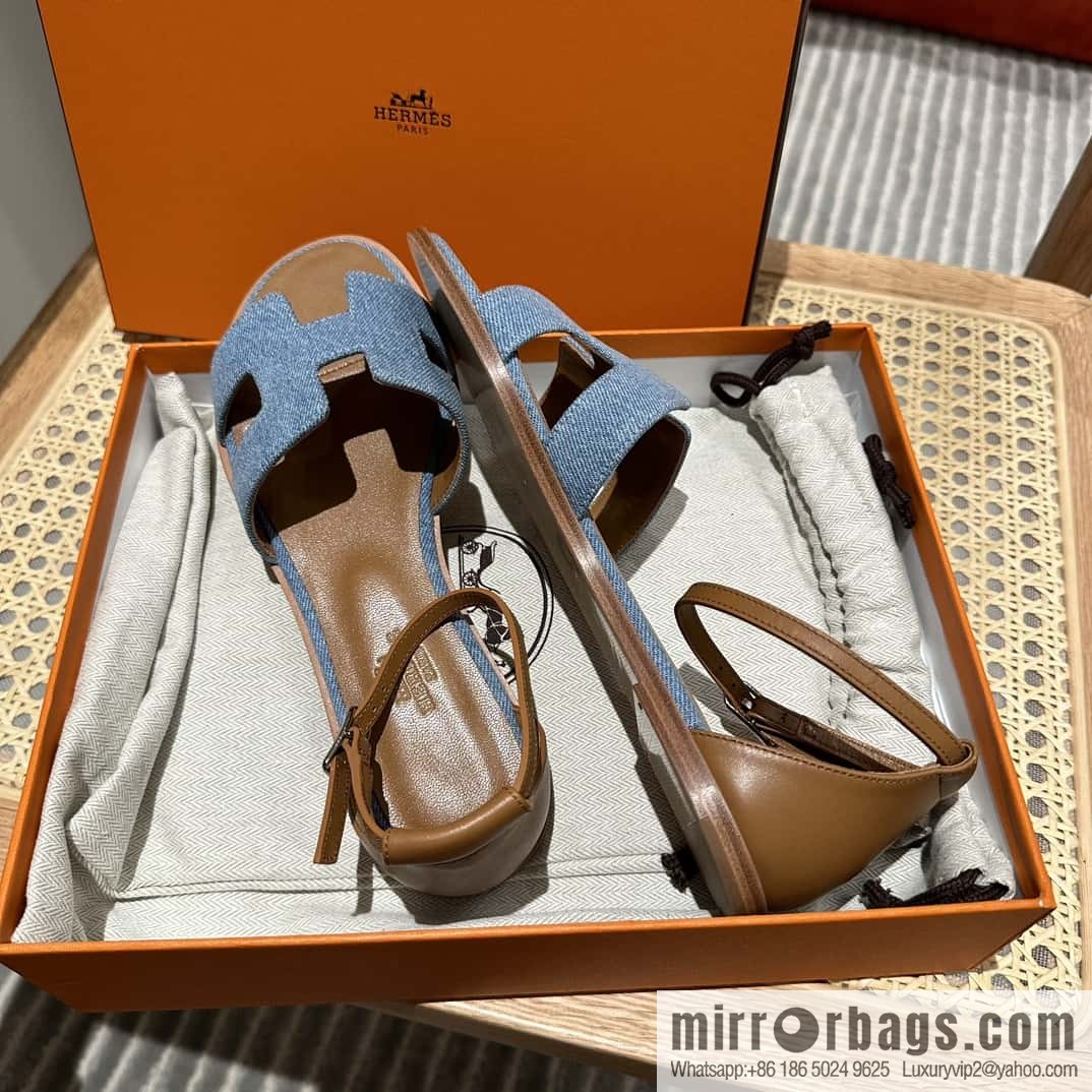 Hermès denim, new little sandals.