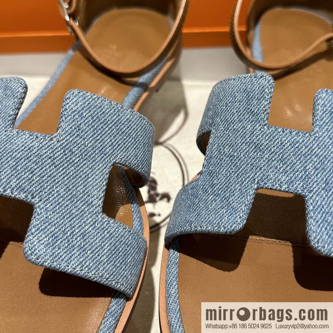 Hermès denim, new little sandals.