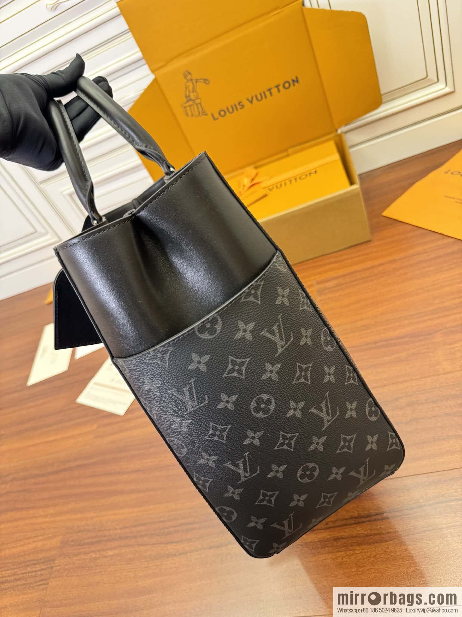 LV M46451 Sac Plat 24H