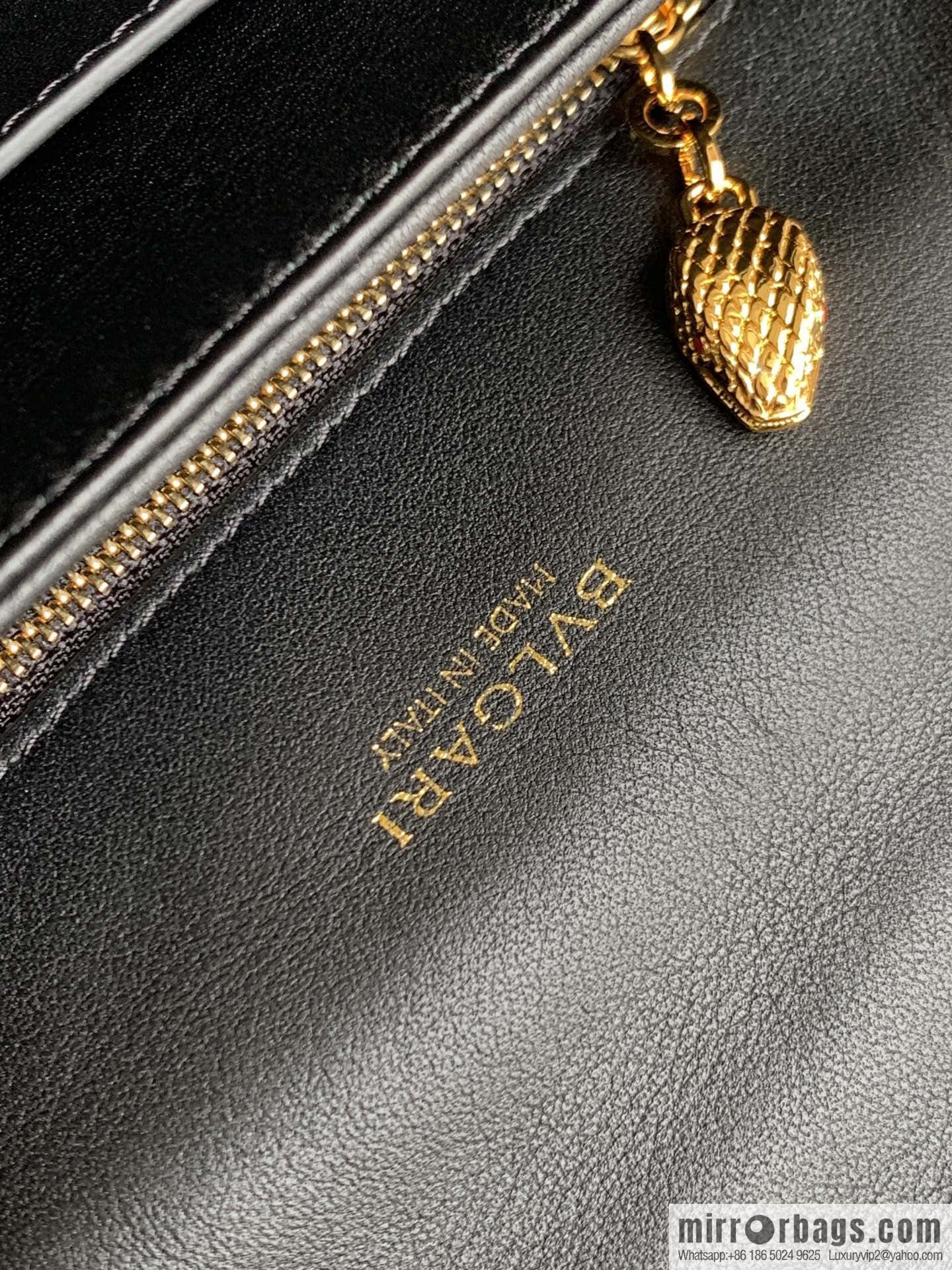 BVLGARI Bulgari SERPENTI REVERSE Small shoulder bag 292123 black 22CM