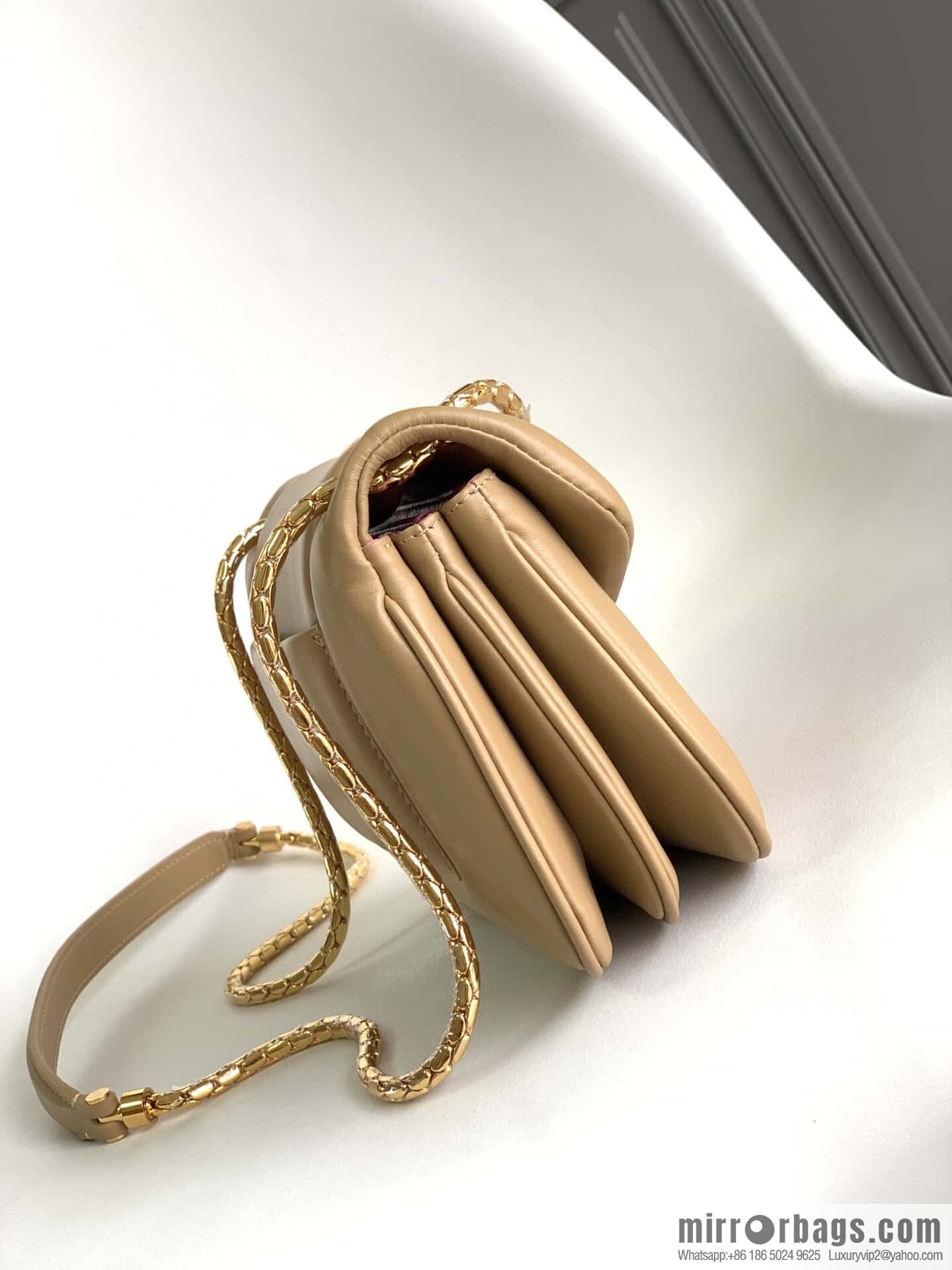 BVLGARI Bulgari SERPENTI REVERSE Small Shoulder Bag 292123 Apricot 22CM