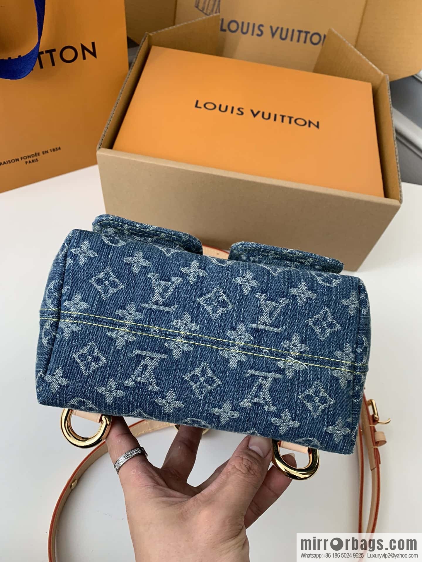 LV M46836 Venice