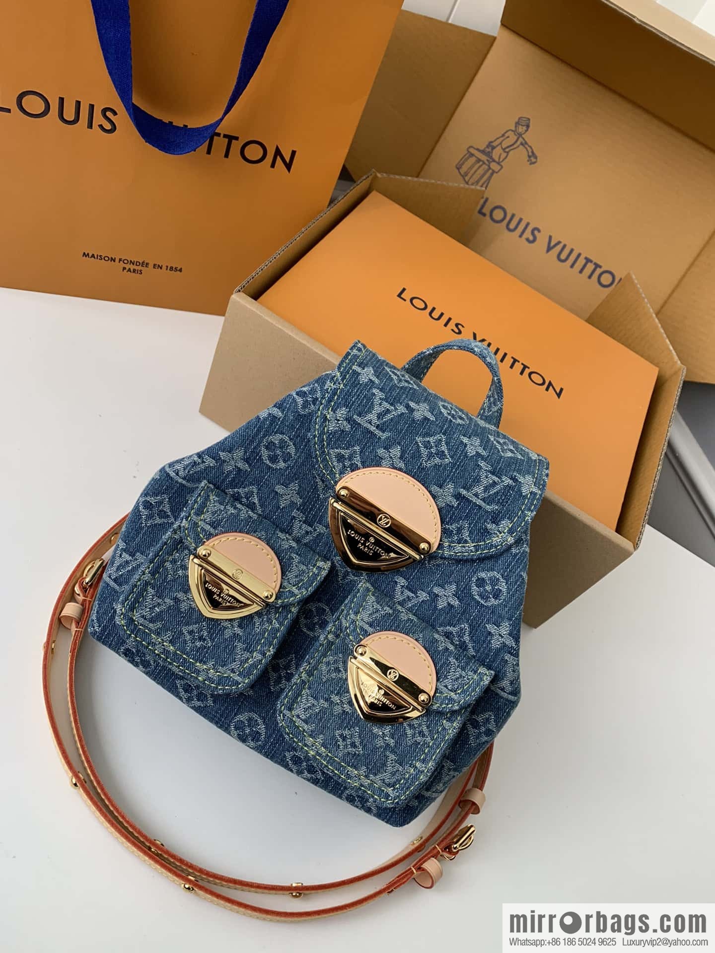 LV M46836 Venice