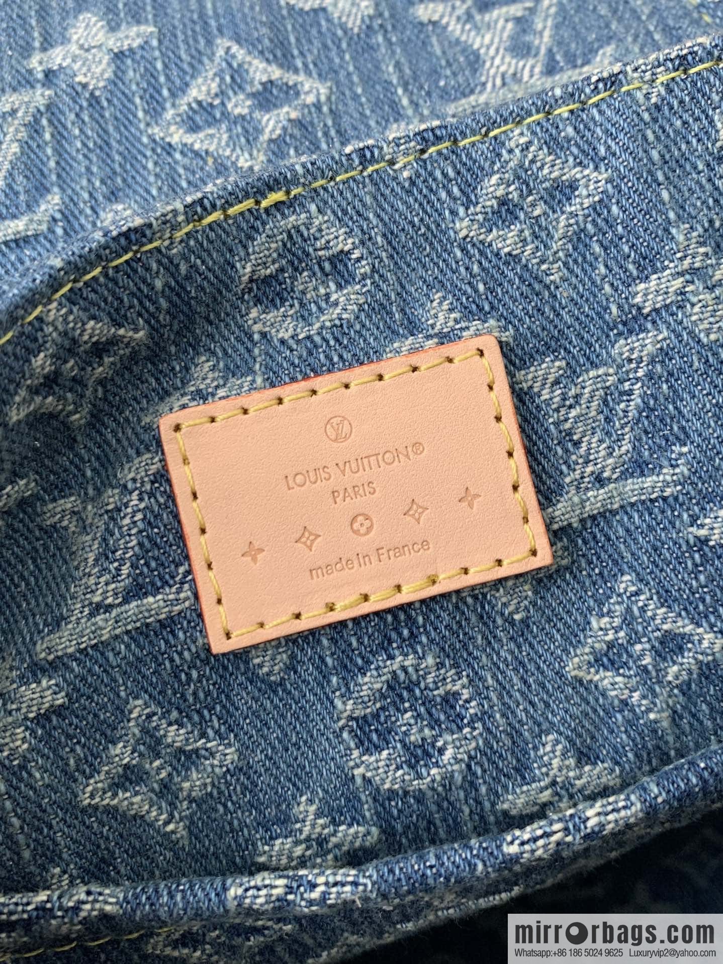 LV M46836 Venice