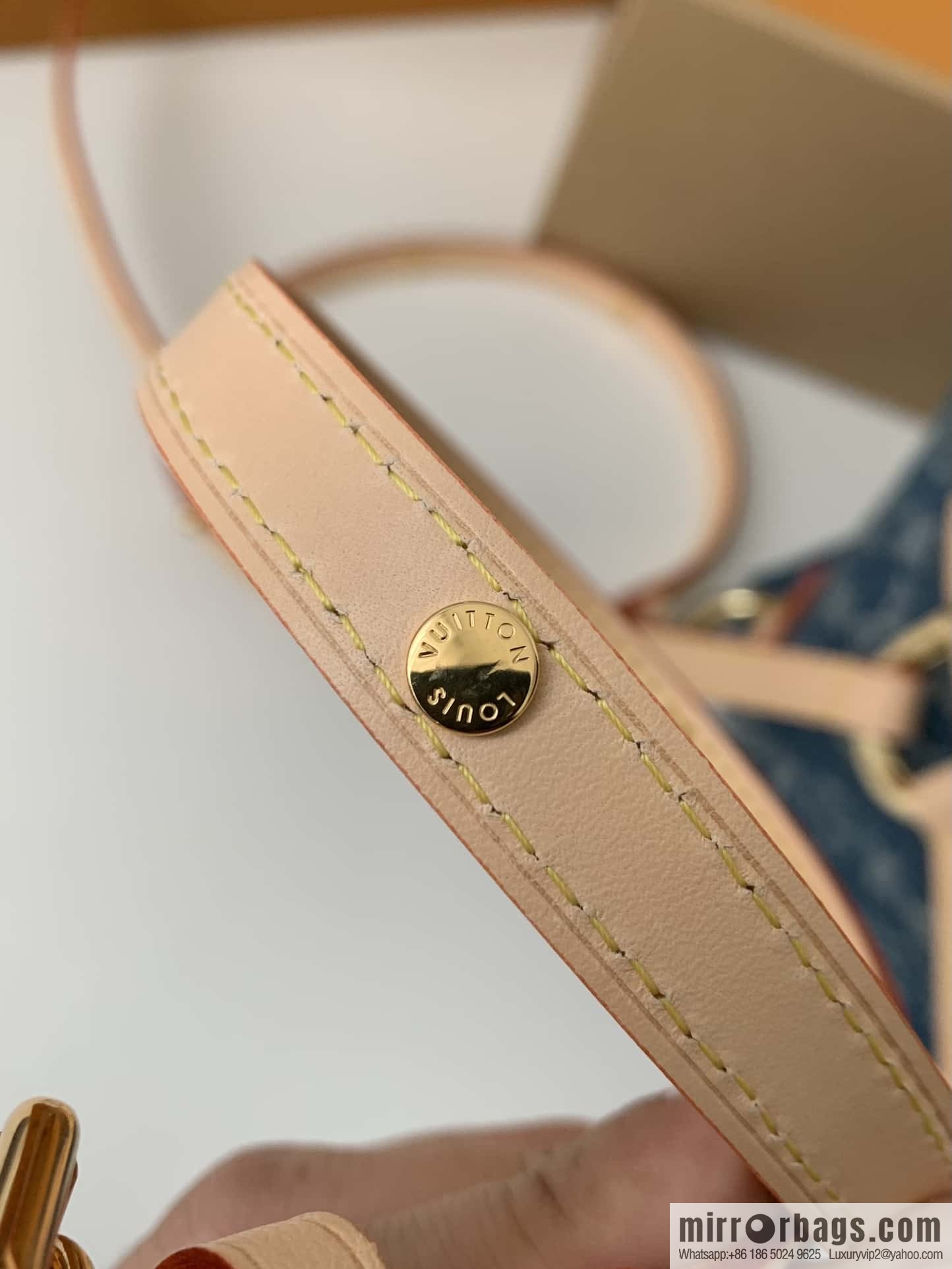 LV M46836 Venice