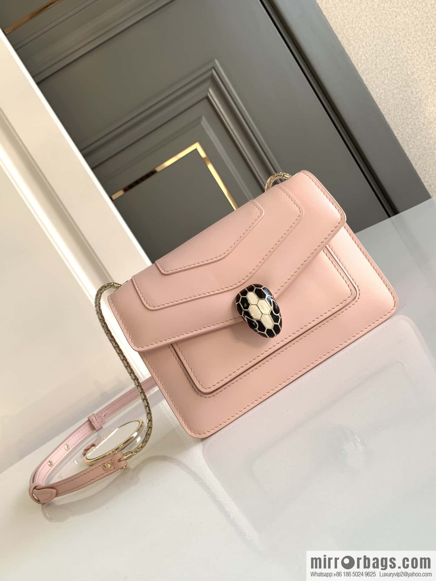 BVLGARI Bulgari Serpenti Forever crossbody bag 289672 Jasmine quartz pink 19CM