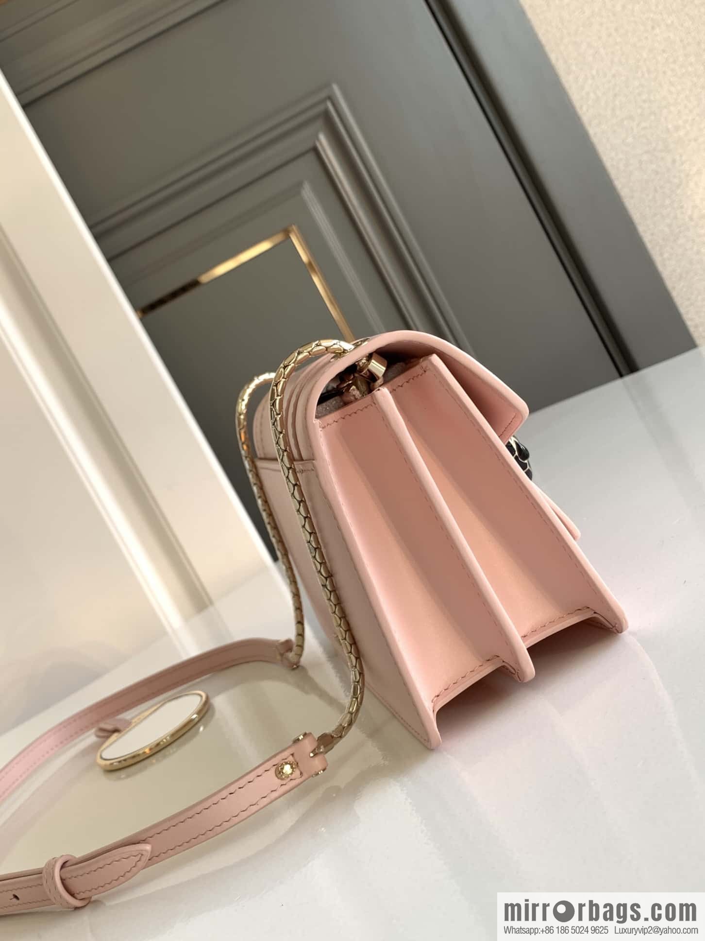 BVLGARI Bulgari Serpenti Forever crossbody bag 289672 Jasmine quartz pink 19CM