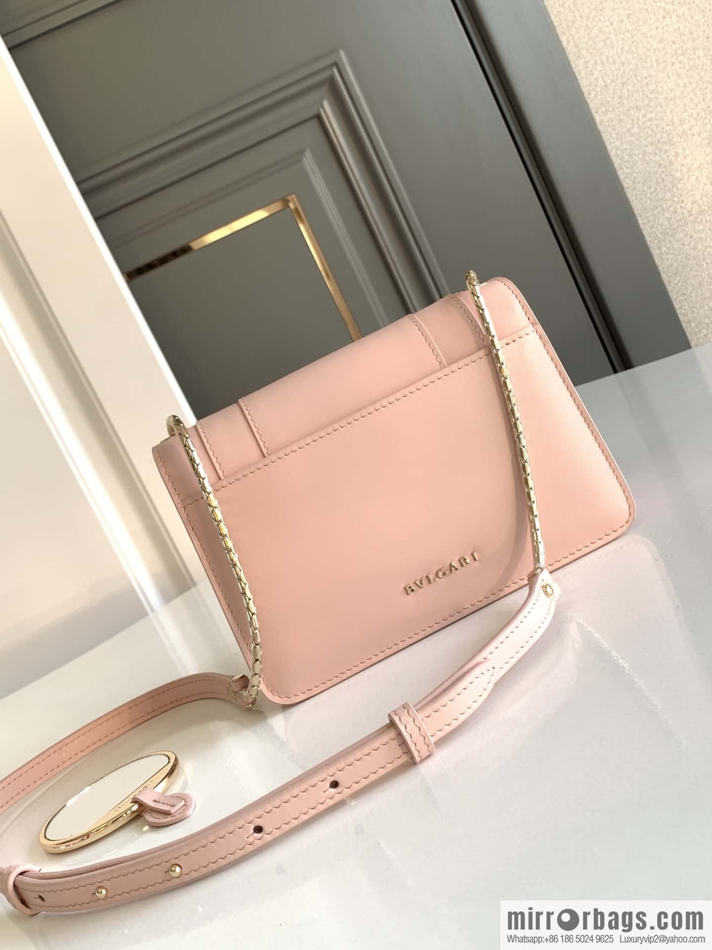 BVLGARI Bulgari Serpenti Forever crossbody bag 289672 Jasmine quartz pink 19CM