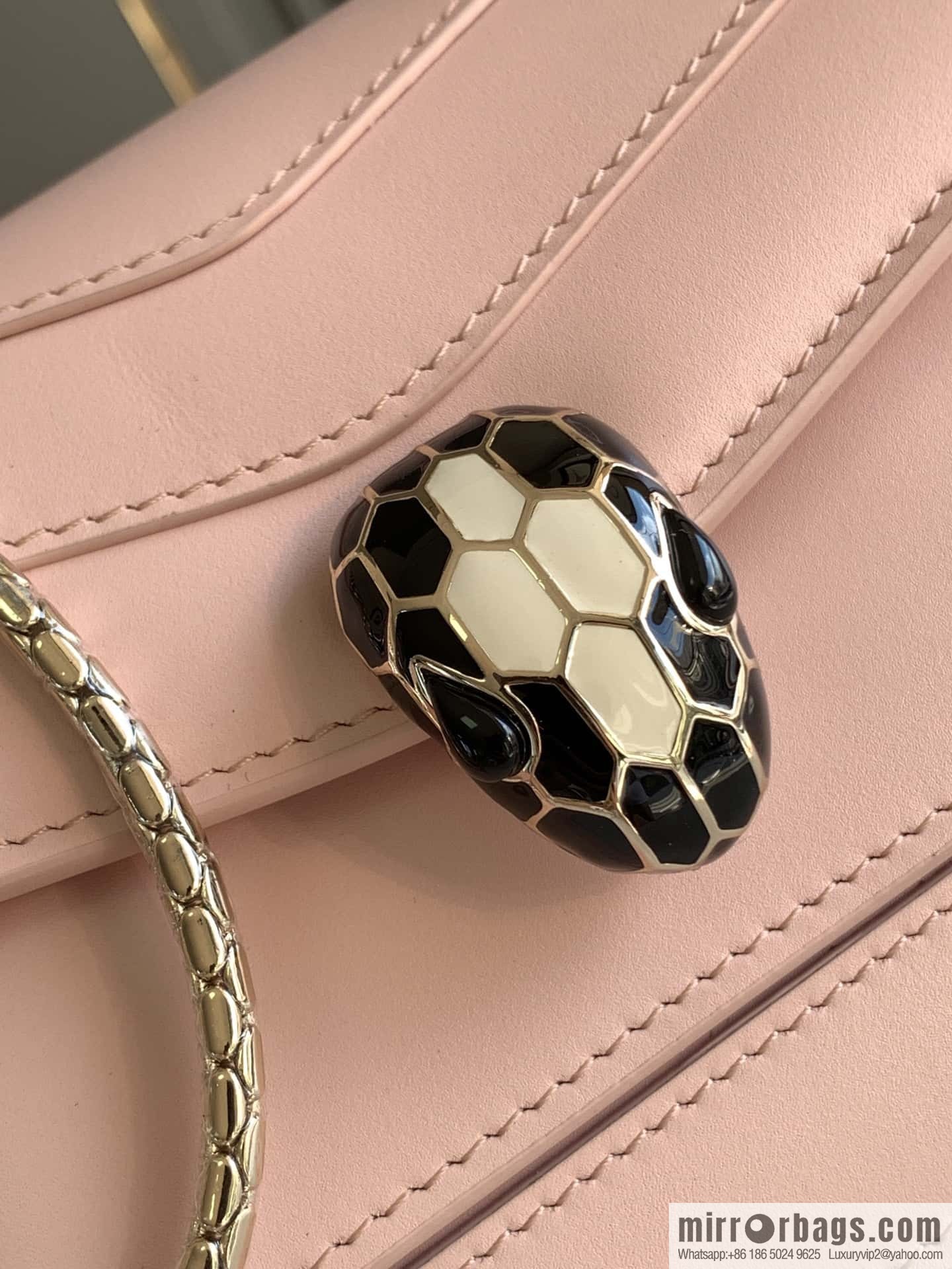 BVLGARI Bulgari Serpenti Forever crossbody bag 289672 Jasmine quartz pink 19CM