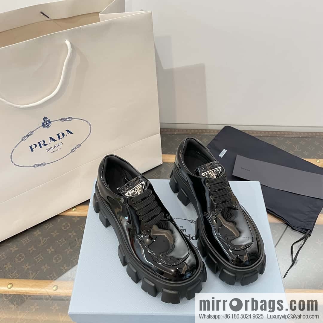 PRADA PRADA Triangle Standard Band Saw Gear, Platform Muffin Shoes