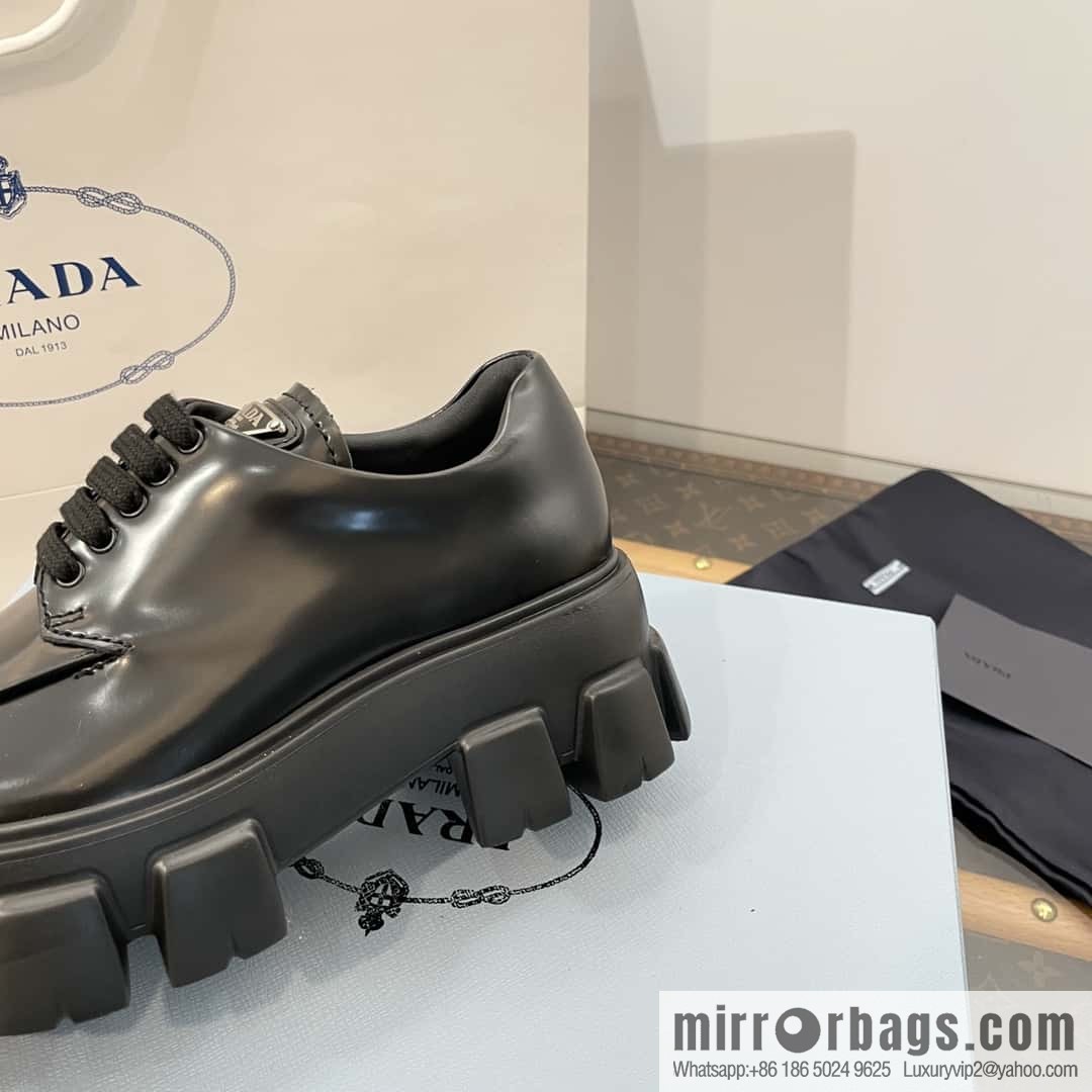 PRADA PRADA Triangle Standard Band Saw Gear, Platform Muffin Shoes