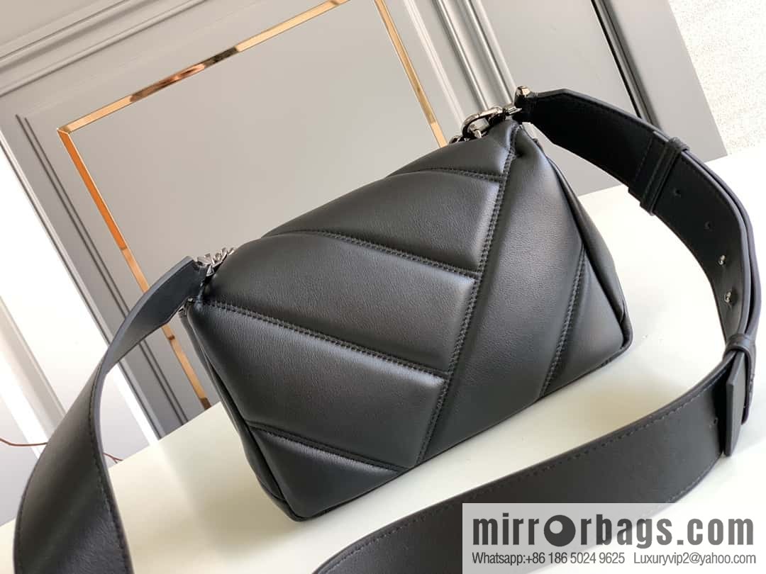 BVLGARI Bulgari SERPENTI CABOCHON 291088 black 22CM