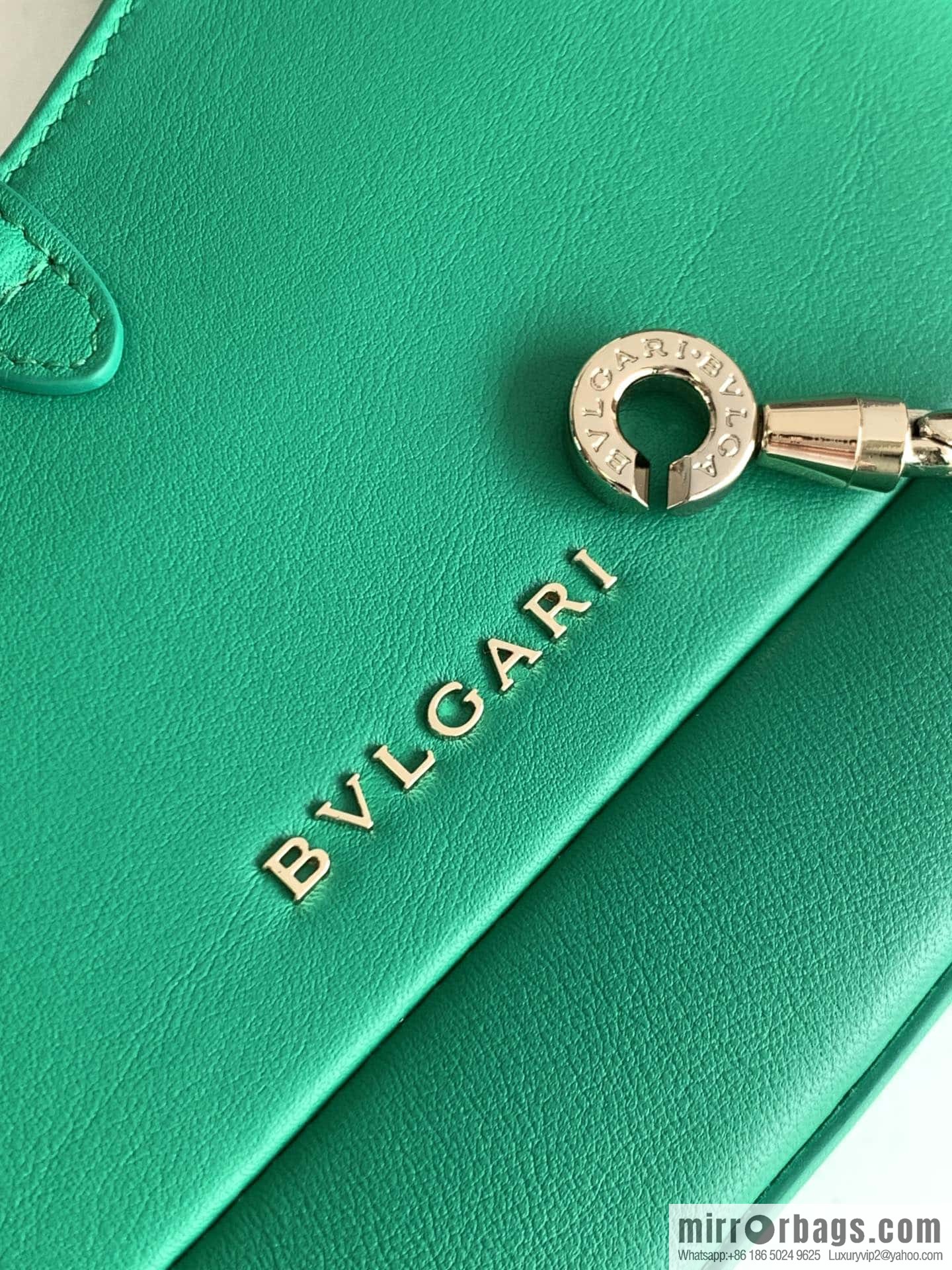 BVLGARI Bulgari SERPENTI BAIA series small shoulder bag 293208 emerald 27CM