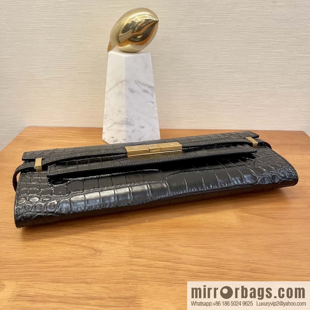 SAINT LAURENT YSL 𝗠𝗮𝗻𝗵𝗮𝘁𝘁𝗮𝗻 𝗖𝗹𝘂𝘁𝗰𝗵_ clutch bag 695949 crocodile pattern black