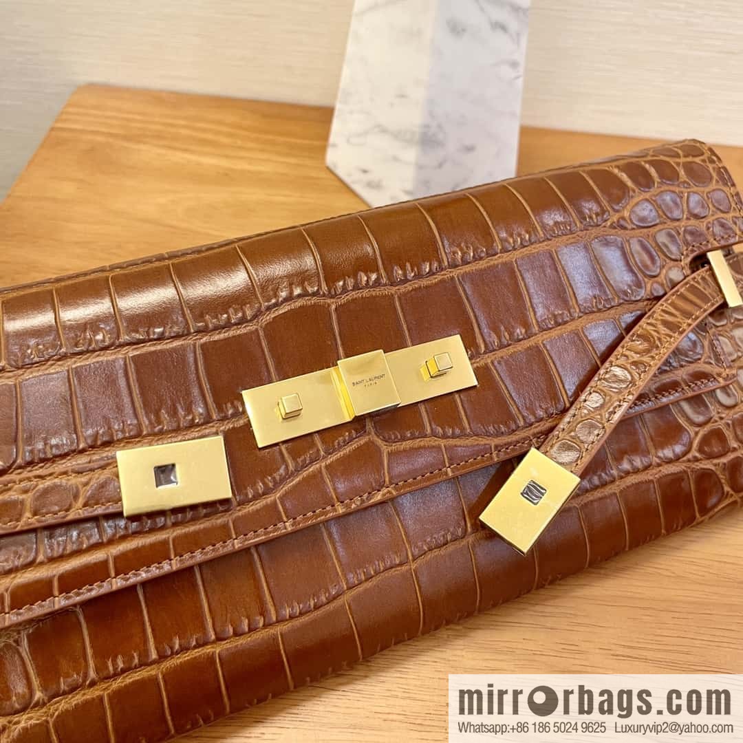 SAINT LAURENT YSL 𝗠𝗮𝗻𝗵𝗮𝘁𝘁𝗮𝗻 𝗖𝗹𝘂𝘁𝗰𝗵_ clutch bag 695949 crocodile pattern, brown