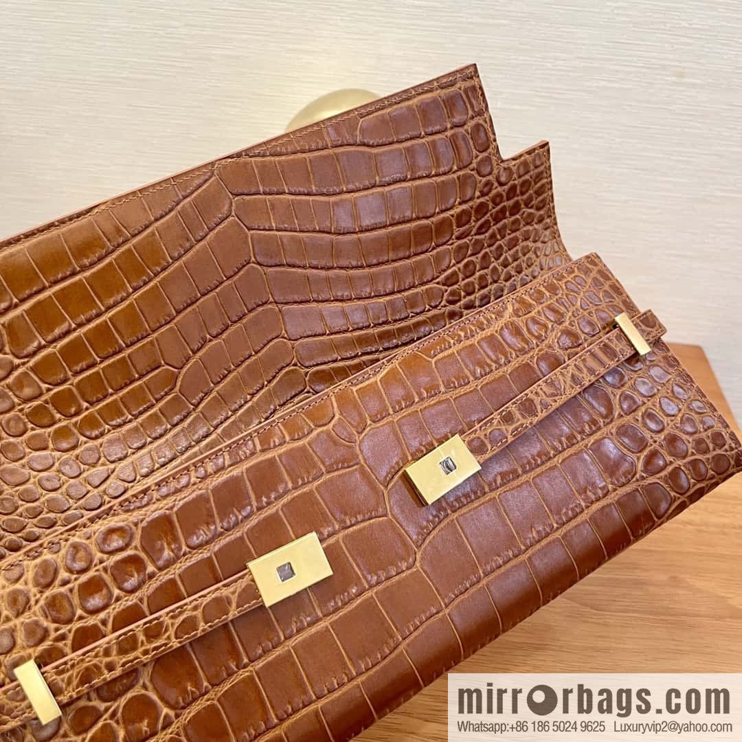SAINT LAURENT YSL 𝗠𝗮𝗻𝗵𝗮𝘁𝘁𝗮𝗻 𝗖𝗹𝘂𝘁𝗰𝗵_ clutch bag 695949 crocodile pattern, brown