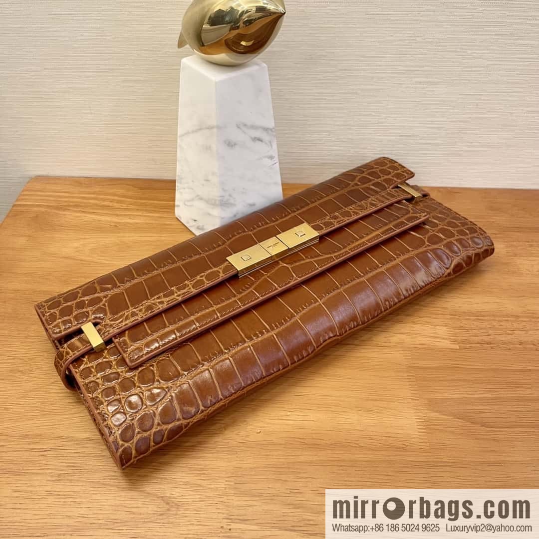 SAINT LAURENT YSL 𝗠𝗮𝗻𝗵𝗮𝘁𝘁𝗮𝗻 𝗖𝗹𝘂𝘁𝗰𝗵_ clutch bag 695949 crocodile pattern, brown