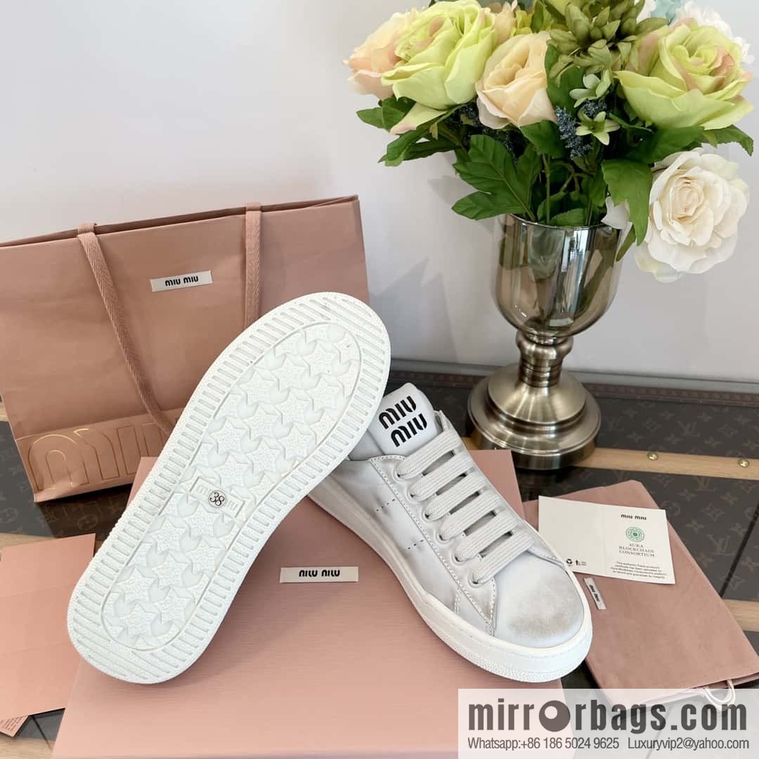 MIUMIU Miao Miao Old dirty casual one pedal half tray white shoes