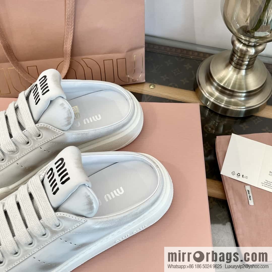 MIUMIU Miao Miao Old dirty casual one pedal half tray white shoes