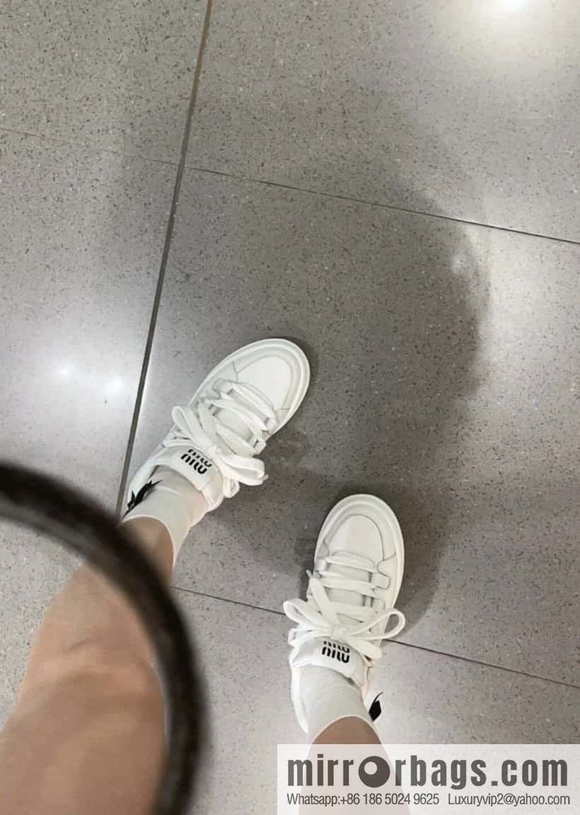 MIUMIU Miu Miu spring and summer platform casual white shoes