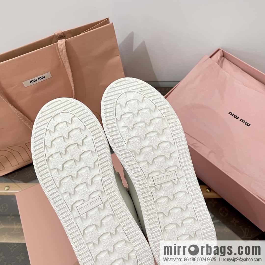 MIUMIU Miu Miu spring and summer platform casual white shoes