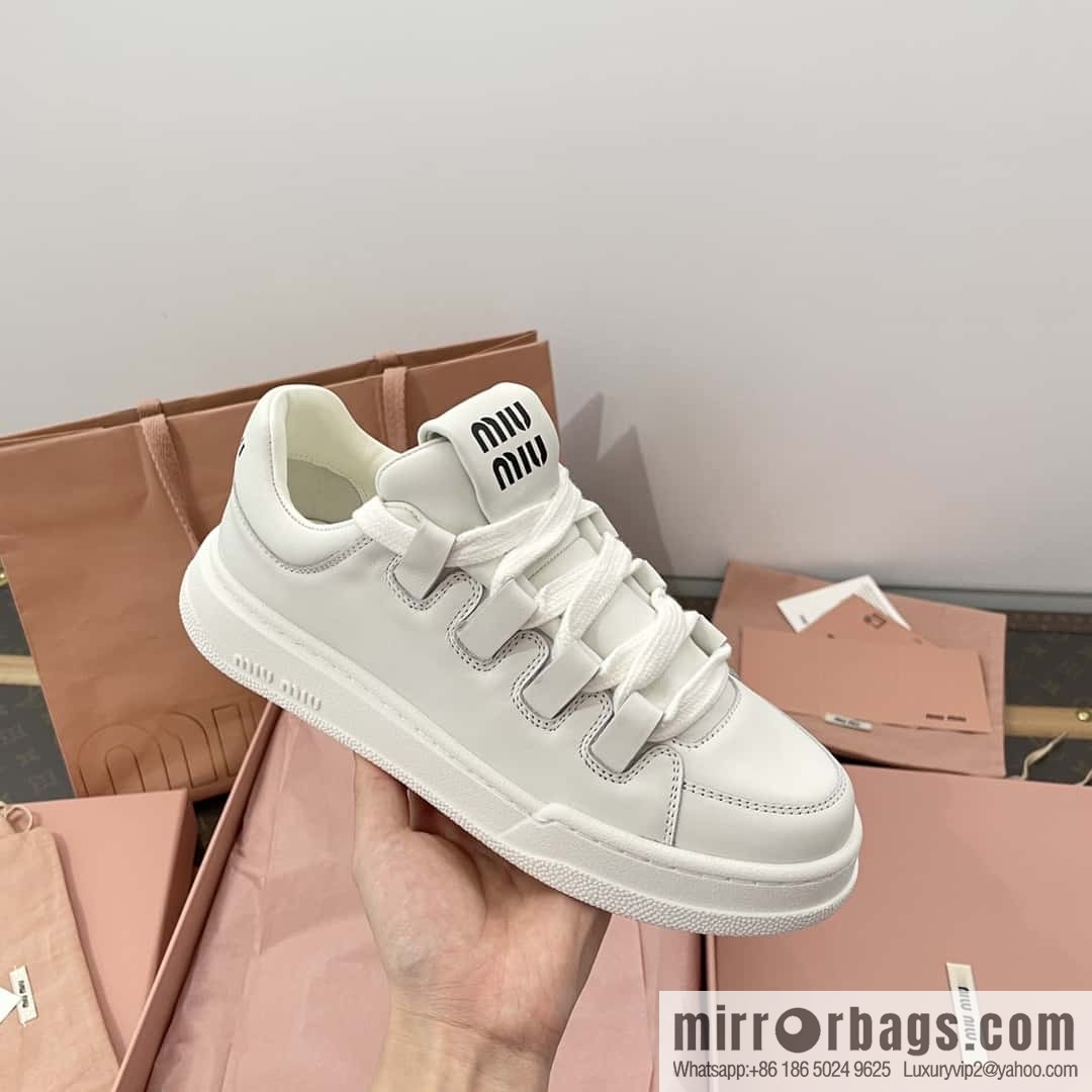 MIUMIU Miu Miu spring and summer platform casual white shoes