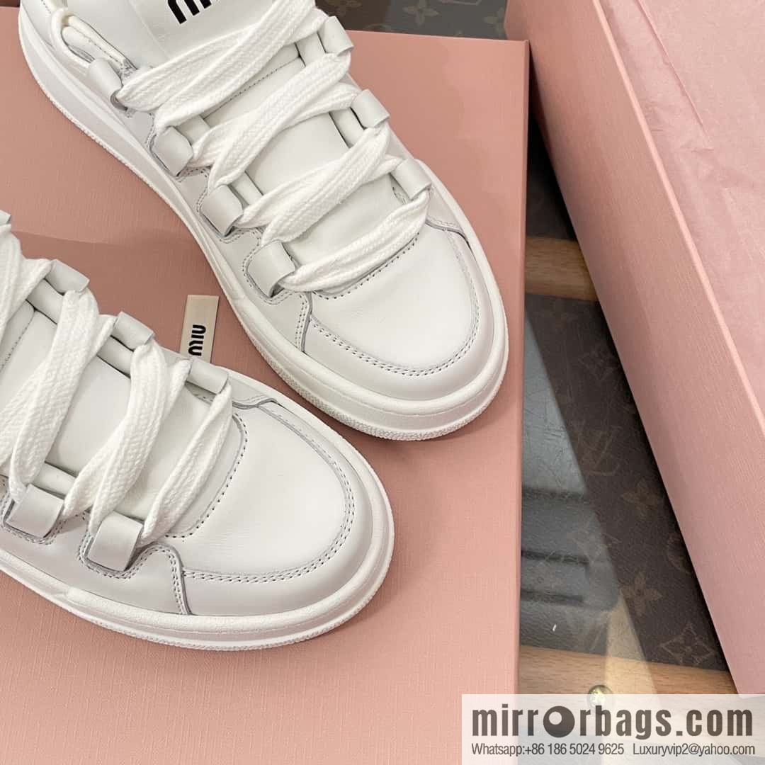 MIUMIU Miu Miu spring and summer platform casual white shoes