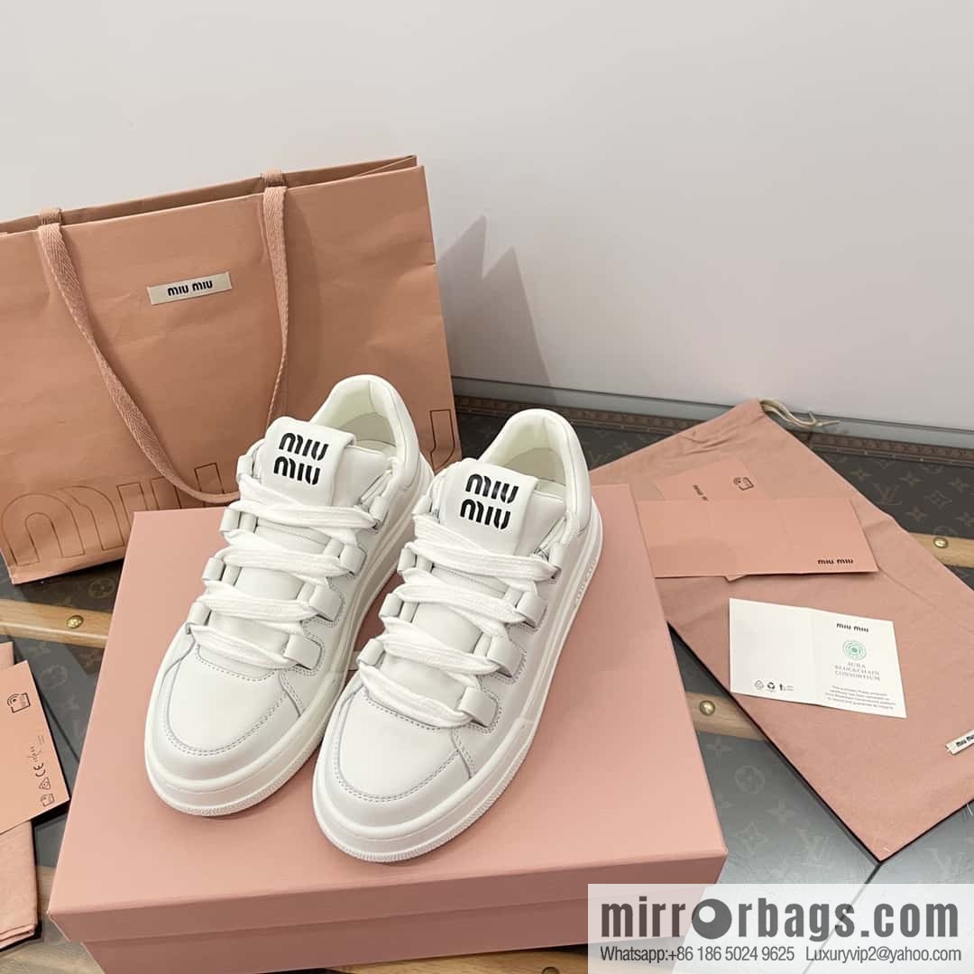 MIUMIU Miu Miu spring and summer platform casual white shoes