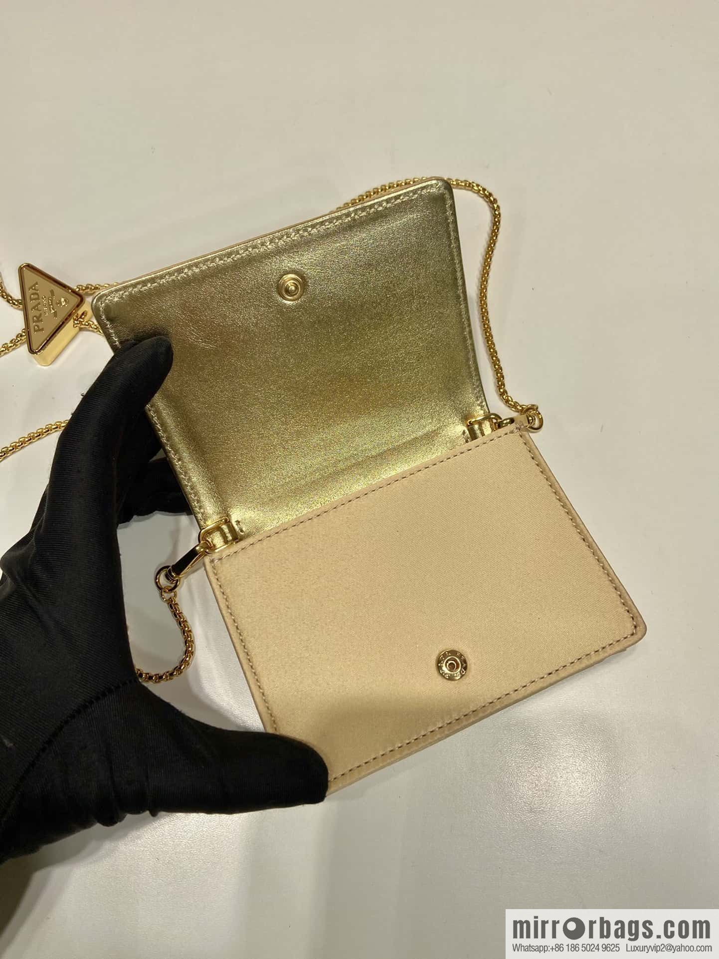 PRADA 🎉 necklace 🎉 1MR024 gold