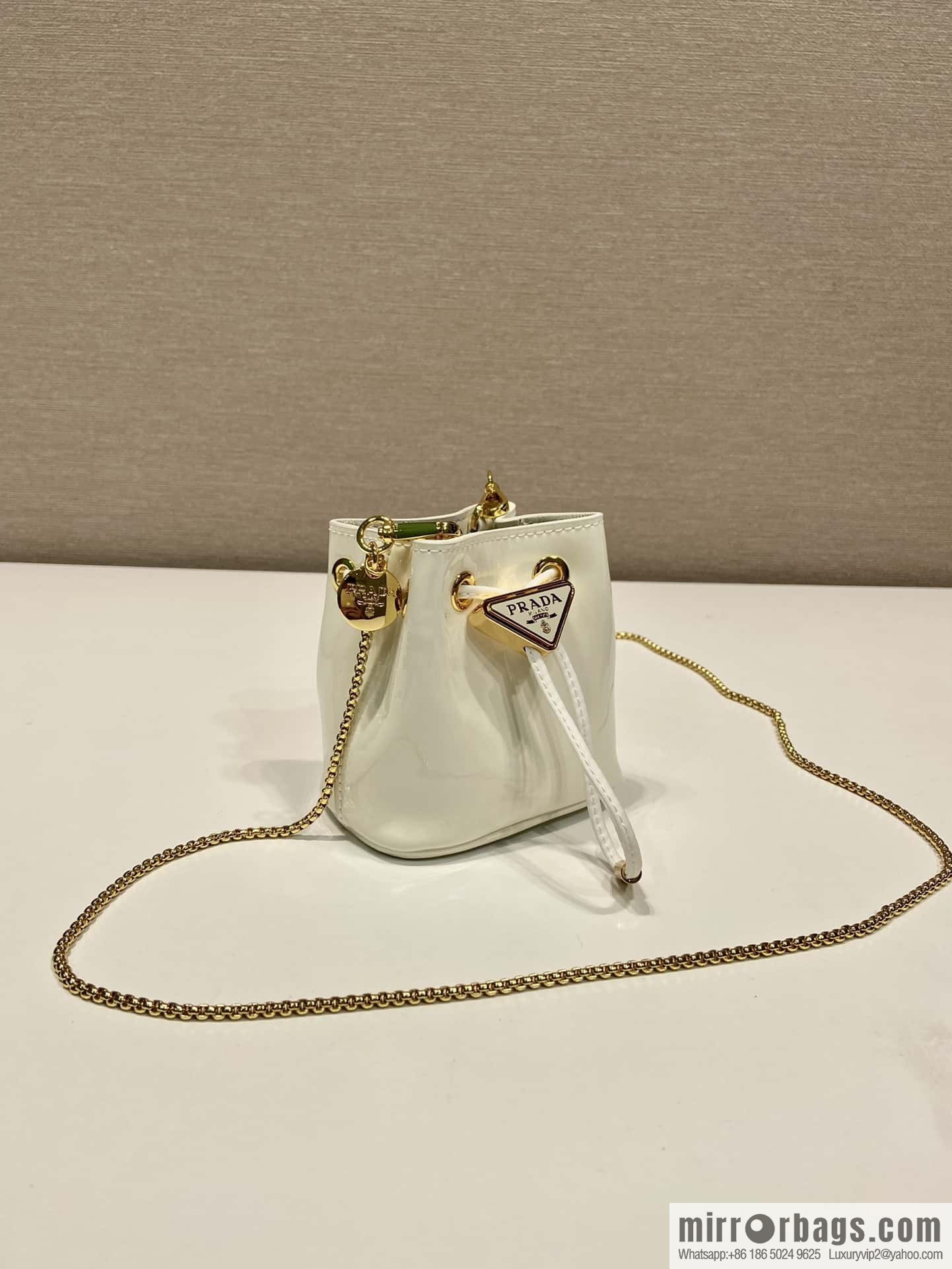 PRADA patent leather bucket 🎉 1NR016 white