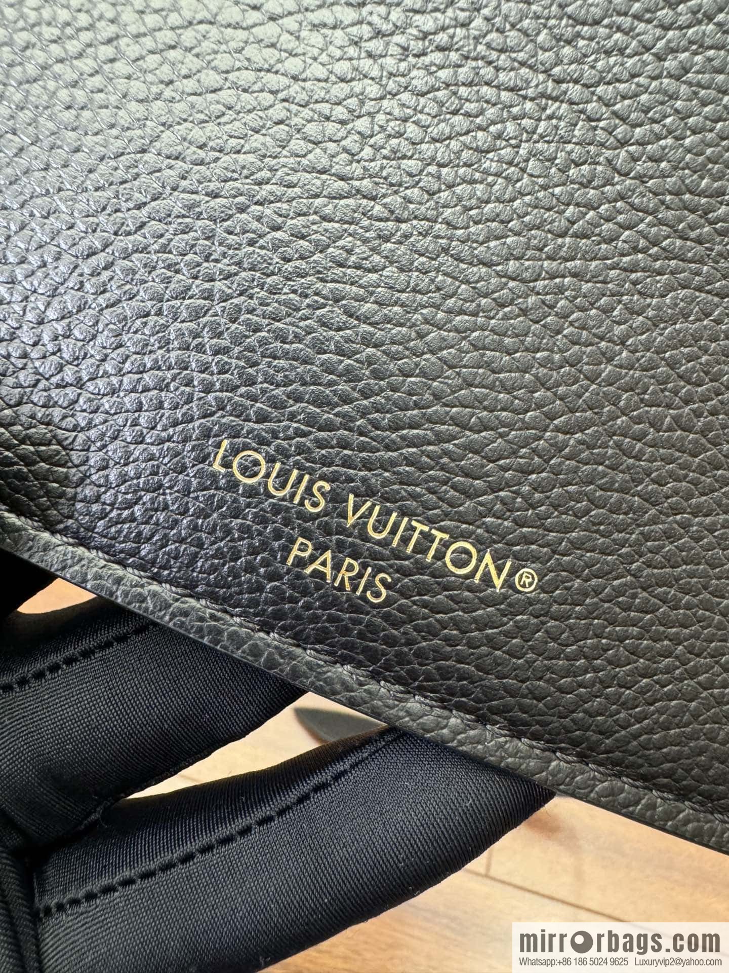 Louis Vuitton M46610 Sac Sport