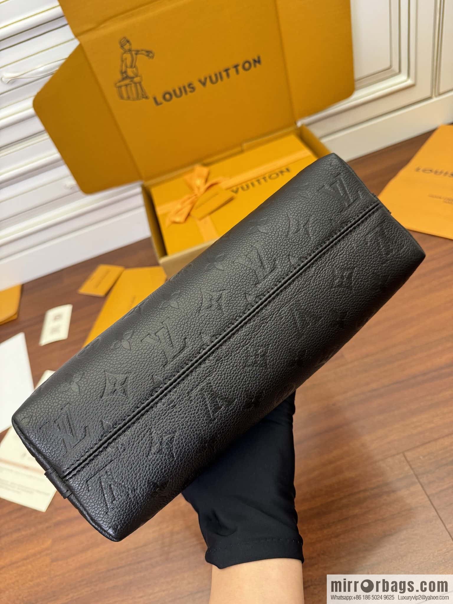 Louis Vuitton M46610 Sac Sport