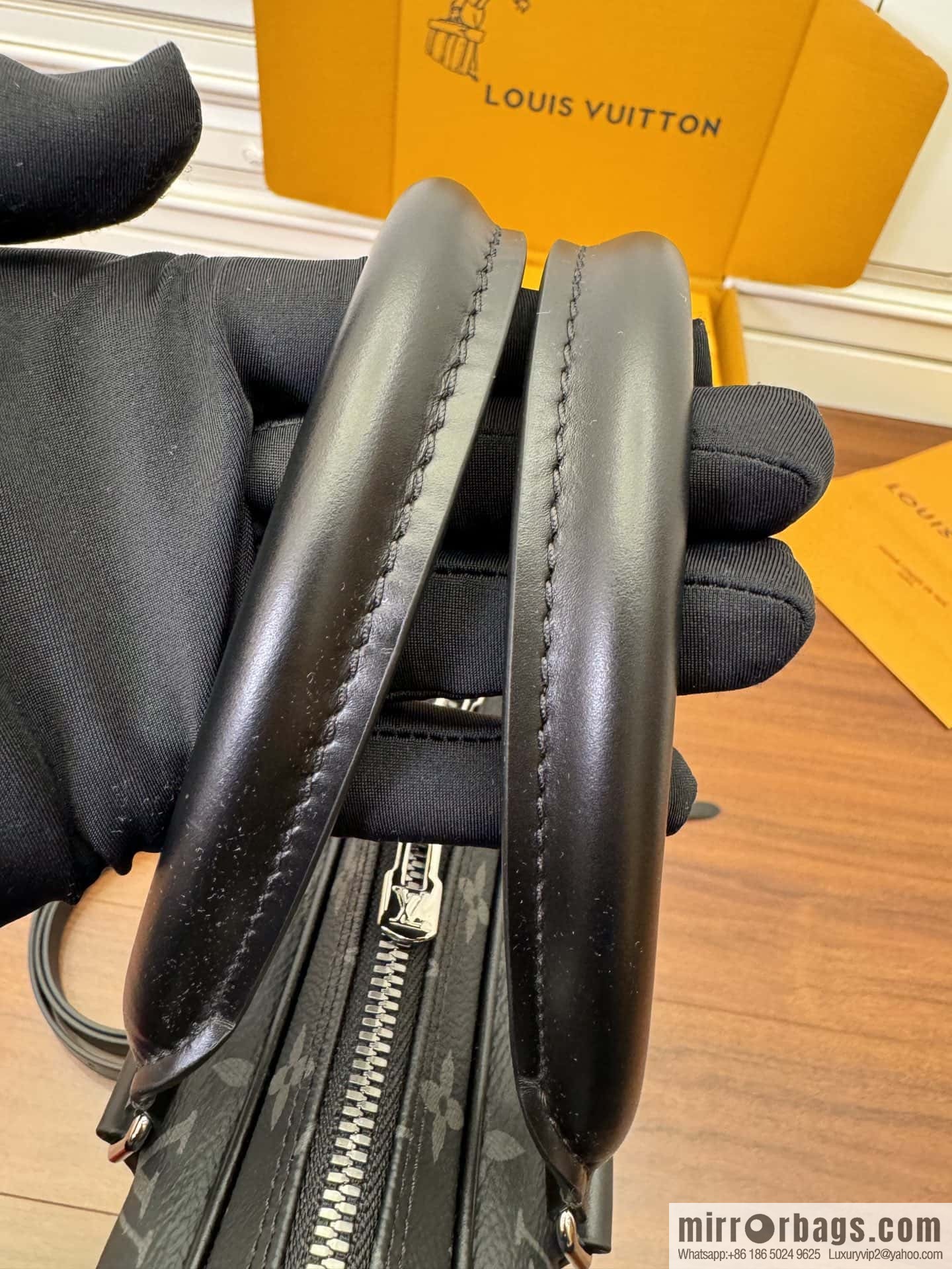 LV M46457 Porte-Documents Voyage PM