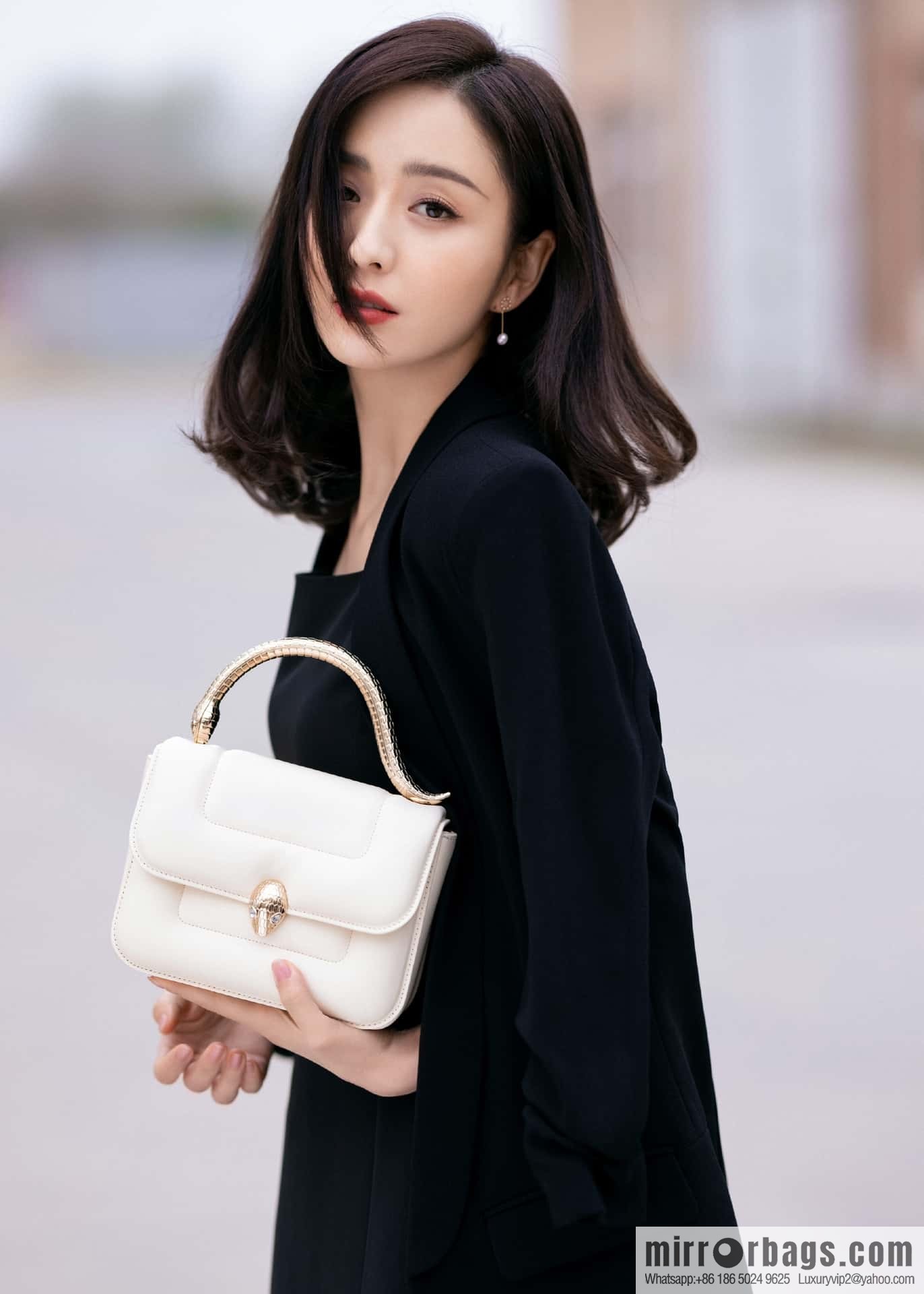 BVLGARI Bulgari joint design limited edition Mary Katrantzou snakehead bag 291071 milkshake white 19CM