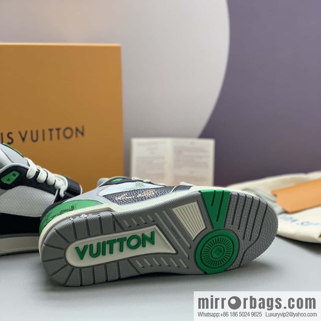 LV/Louis Vuitton, calfskin men's sports running shoes