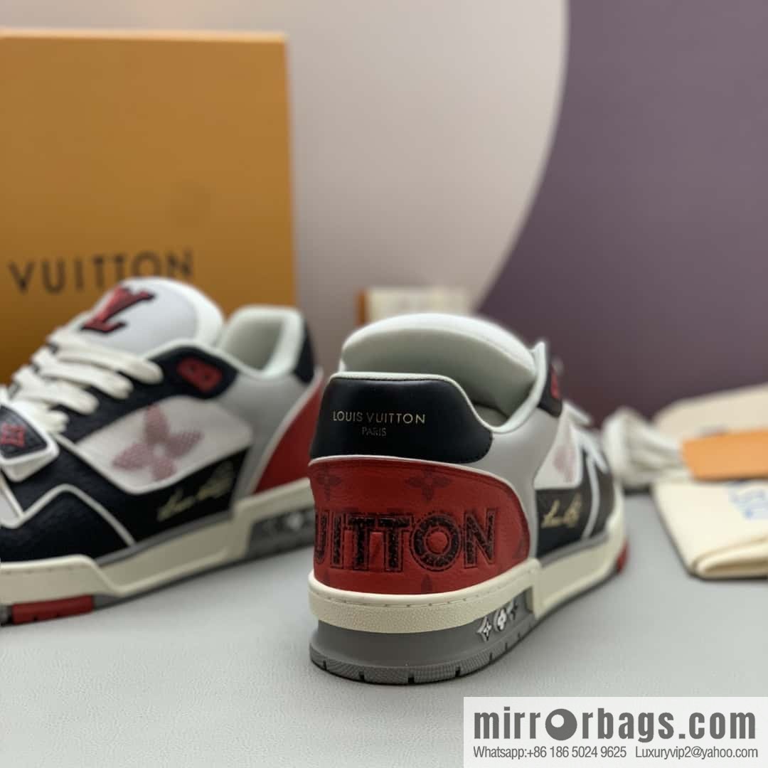 LV/Louis Vuitton, calfskin men's sports running shoes