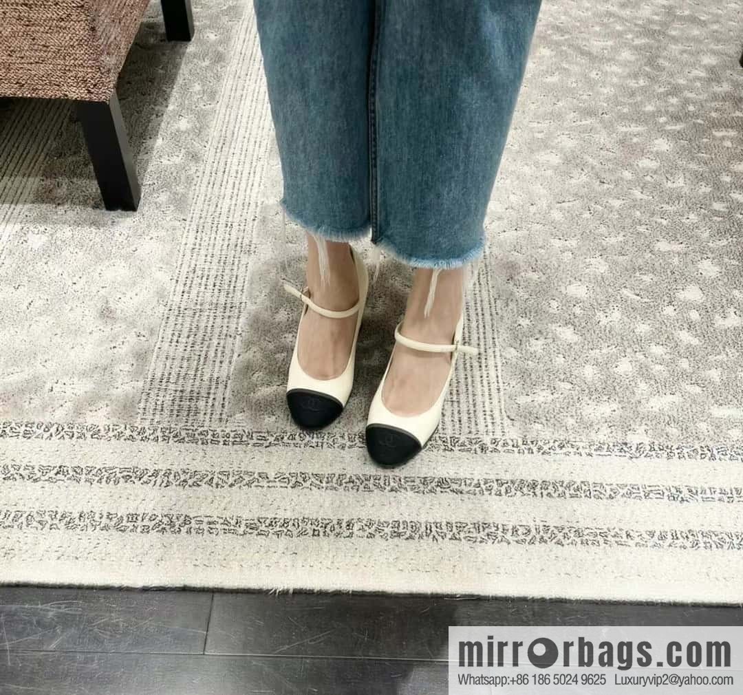 CHANEL Xiaoxiang thick heel Mary Jane high heels