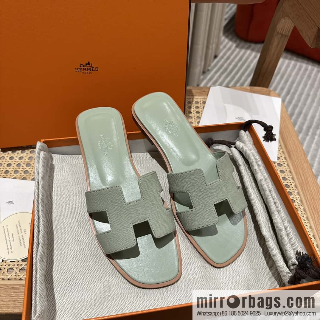 Hermès leather outsole H slippers