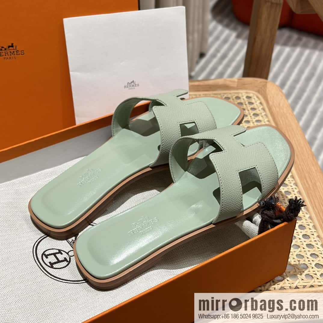 Hermès leather outsole H slippers