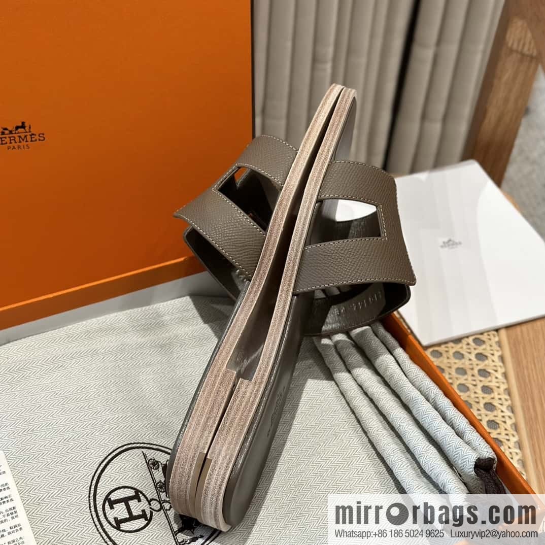 Hermès leather outsole H slippers