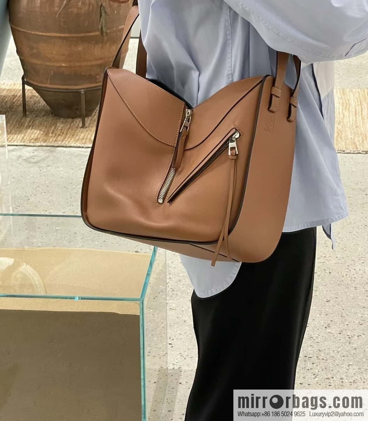 LOEWE Hammock bag 0216 small caramel color