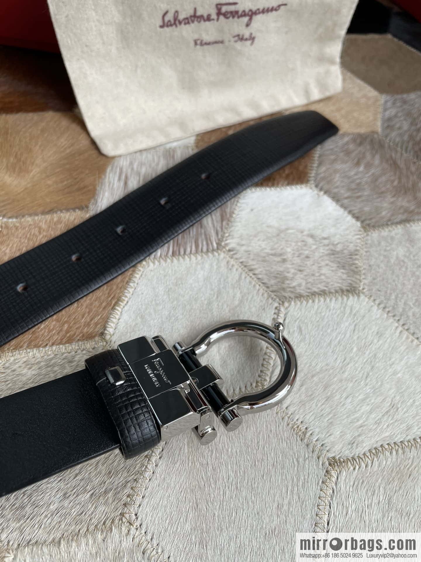 Salvatore Ferragamo (Italy) Men's Belt 3.5cm Imported First Layer Cowhide Pressed Texture Delicate Semicircular Metal Buckle Belt