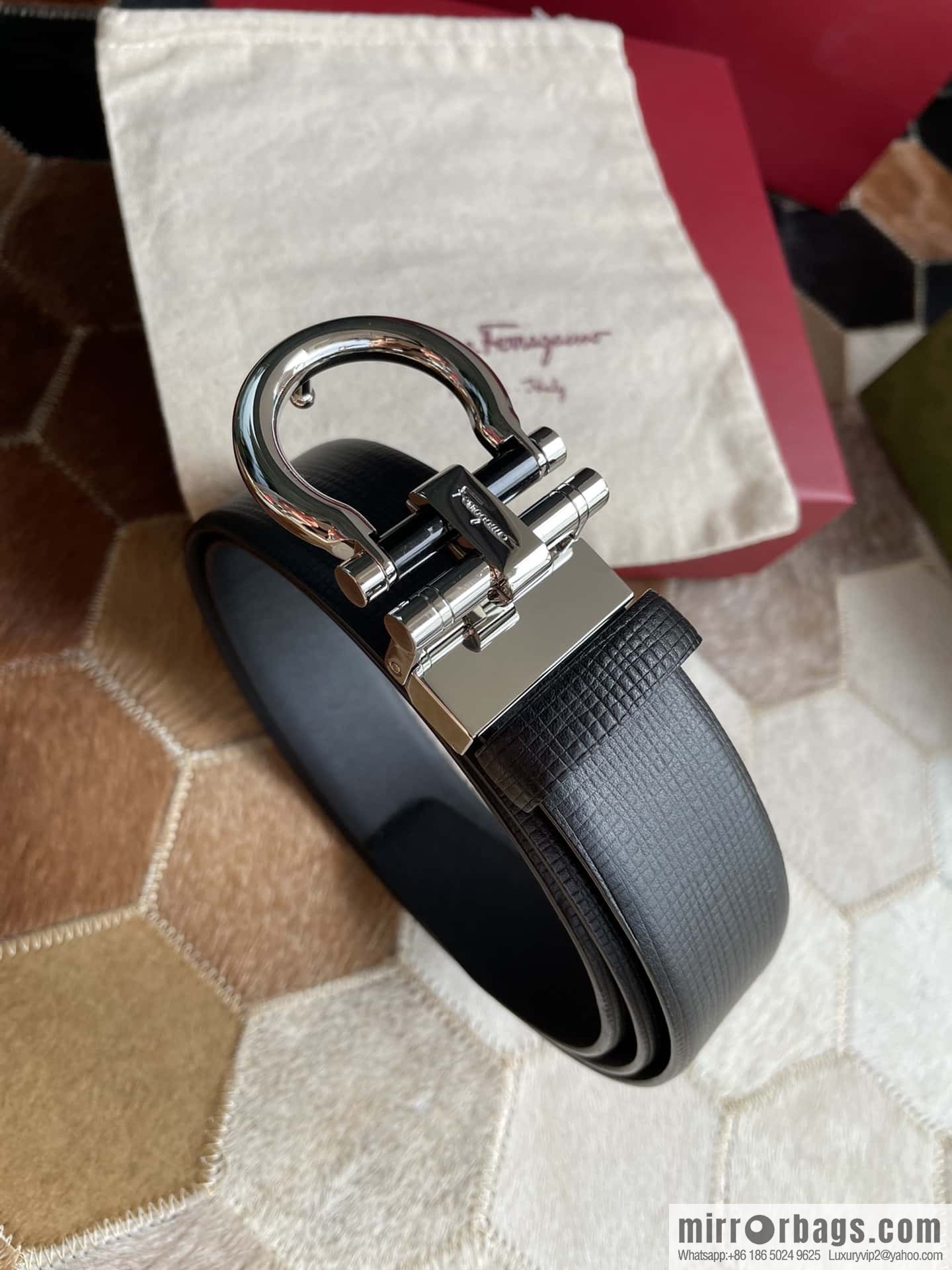 Salvatore Ferragamo (Italy) Men's Belt 3.5cm Imported First Layer Cowhide Pressed Texture Delicate Semicircular Metal Buckle Belt