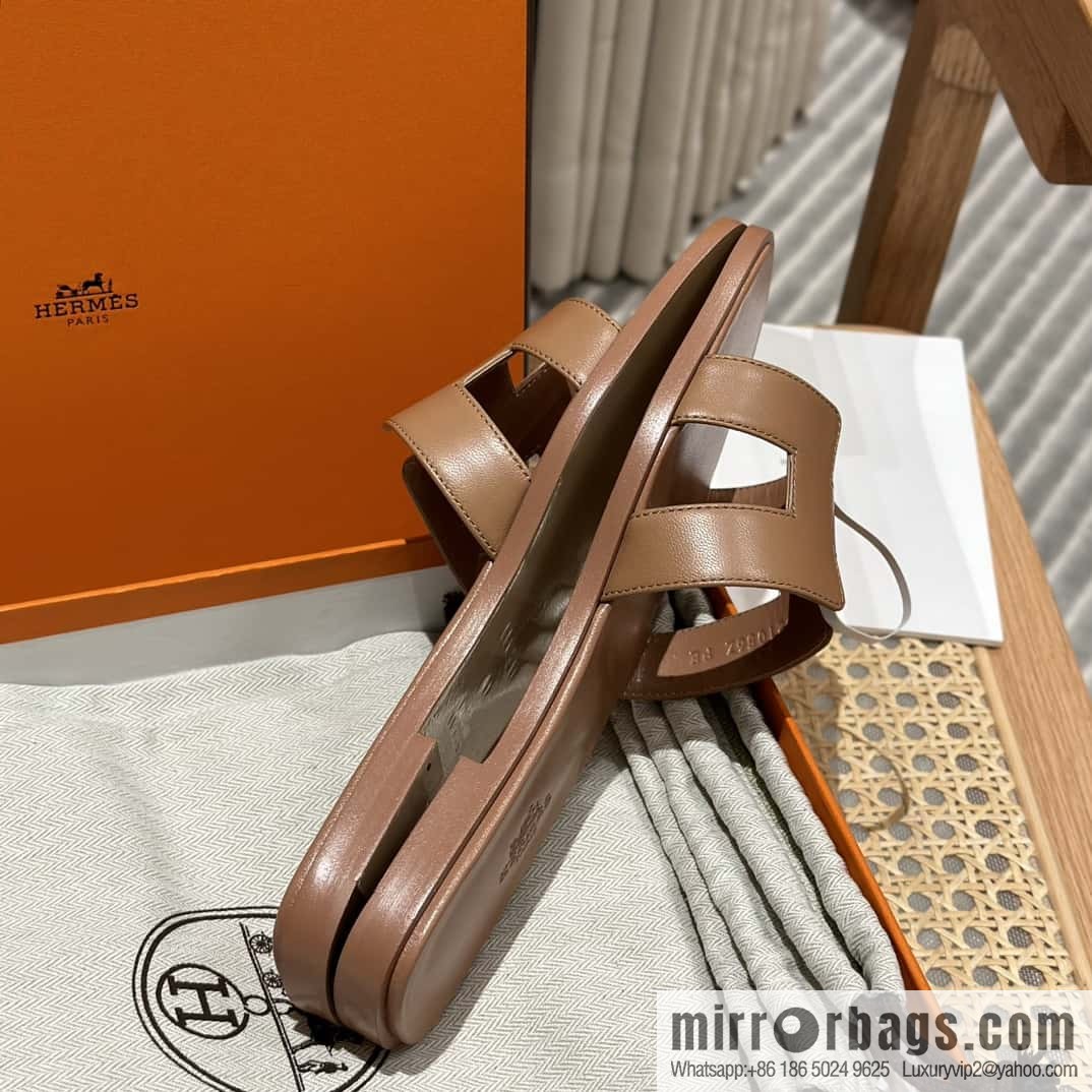 Hermès leather outsole H slippers