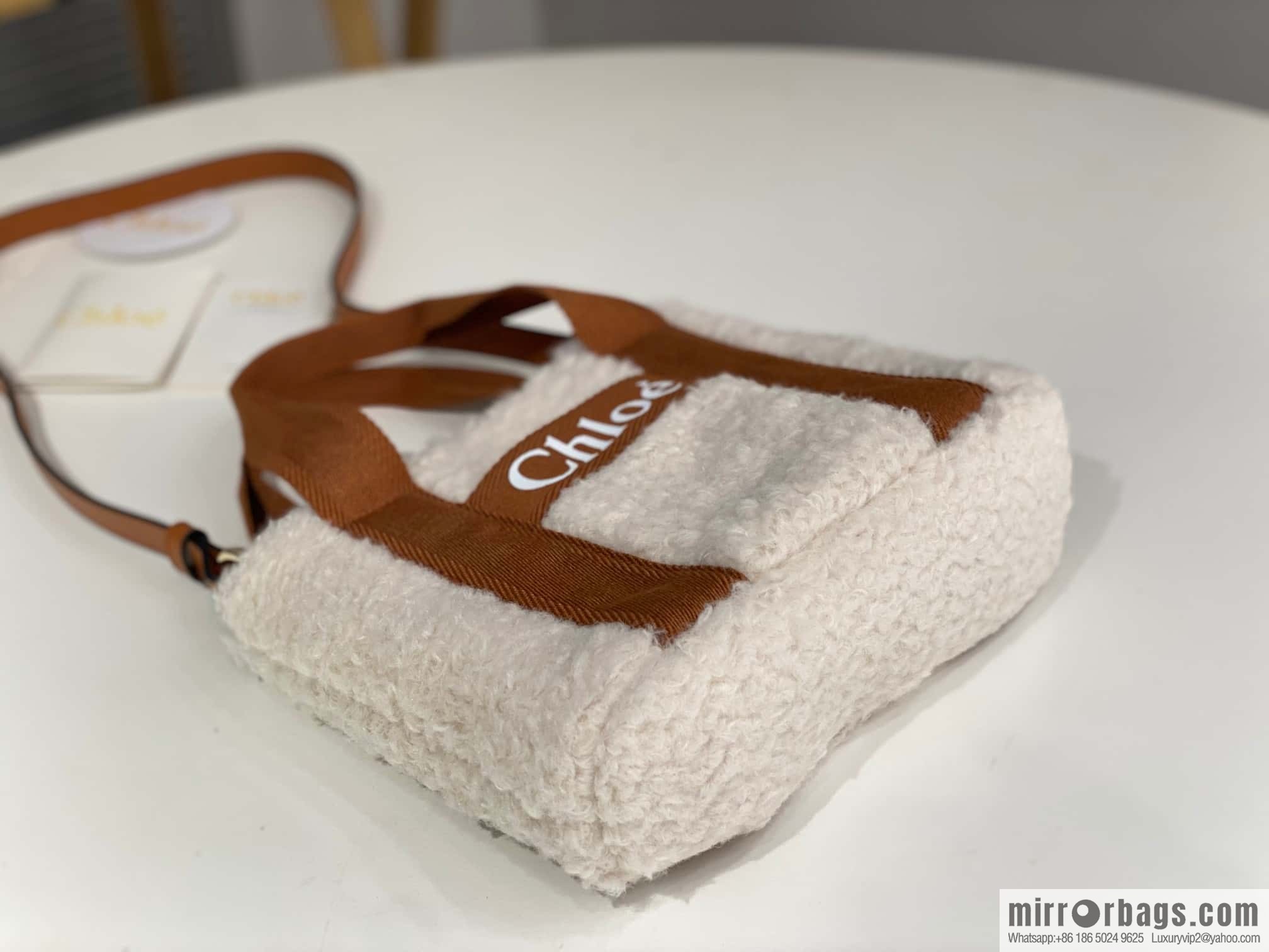 Chloe Woody Lamb Feather Tote Bag, Brown 25CM