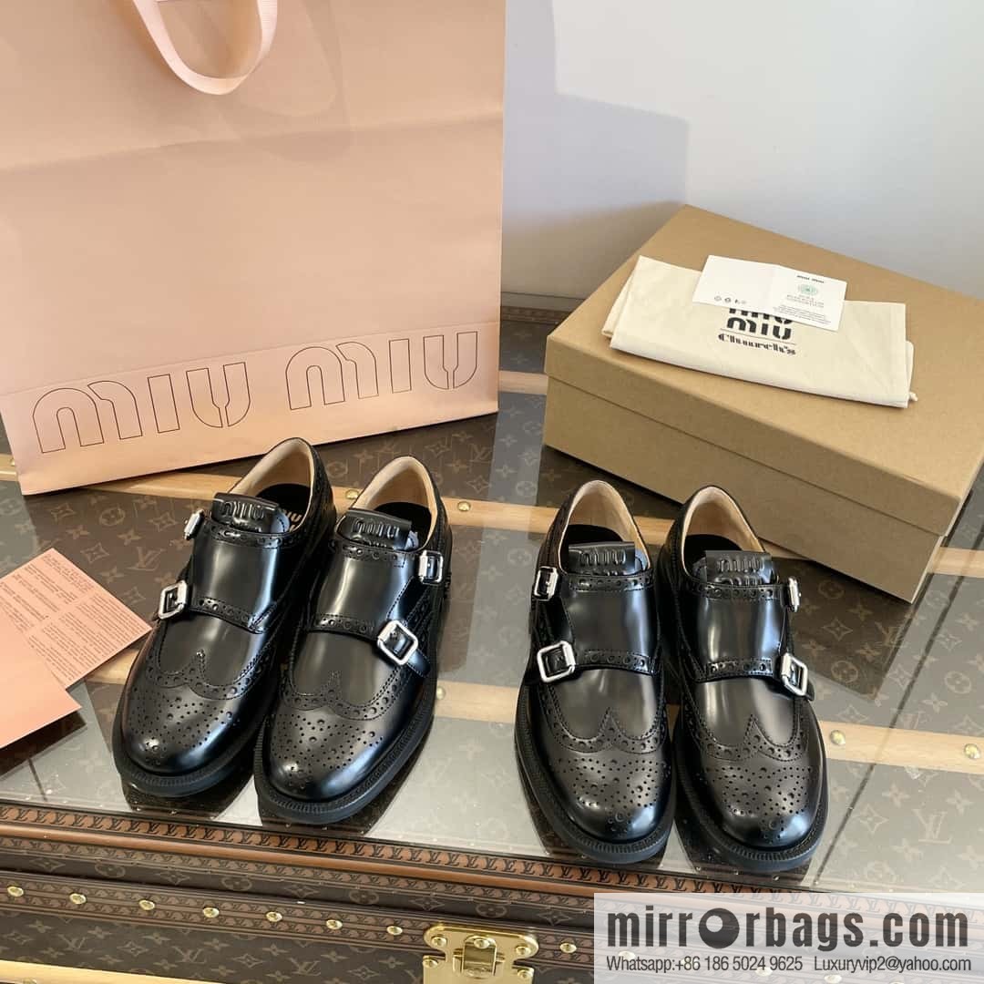 𝐂𝐡𝐮𝐫𝐜𝐡’𝐬 𝐱 𝐌𝐢𝐮 𝐌𝐢𝐮||𝟐𝟎𝟐𝟑 joint Brock carved Oxford small leather shoes