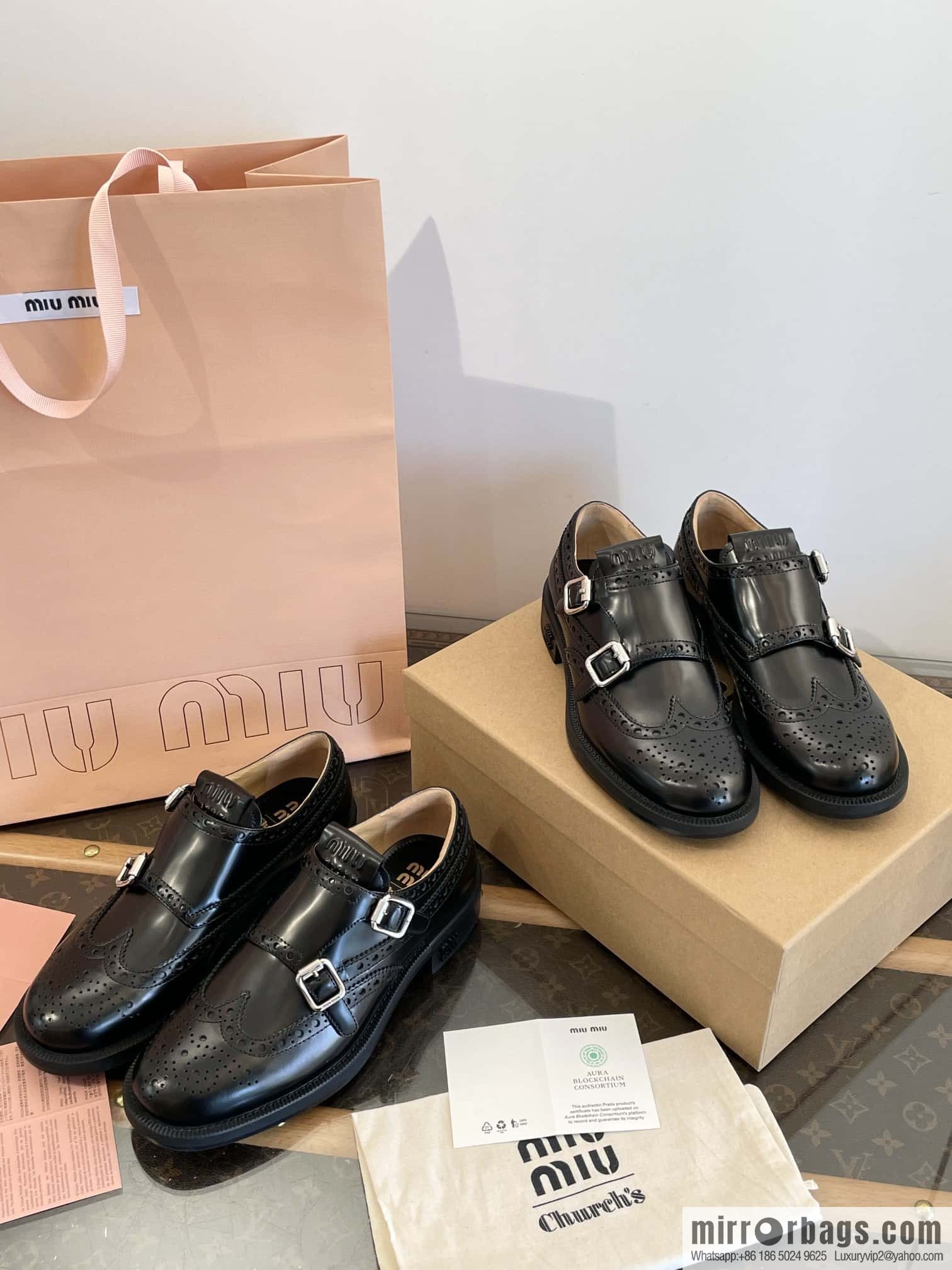 𝐂𝐡𝐮𝐫𝐜𝐡’𝐬 𝐱 𝐌𝐢𝐮 𝐌𝐢𝐮||𝟐𝟎𝟐𝟑 joint Brock carved Oxford small leather shoes