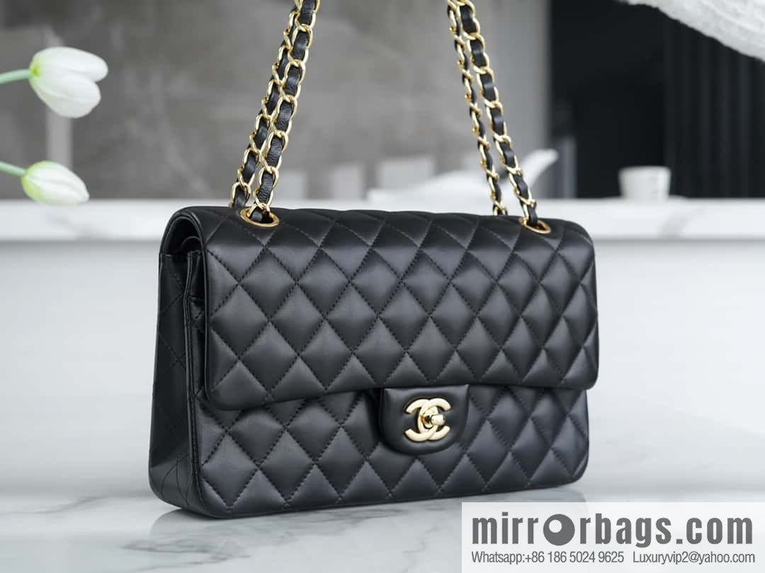 CHANEL 𝗖𝗙 𝗖𝗹𝗮𝘀𝘀𝗶𝗰 𝗙𝗹𝗮𝗽 medium classic mouth cover bag, black sheep gold ⚜️ genuine leather A01112