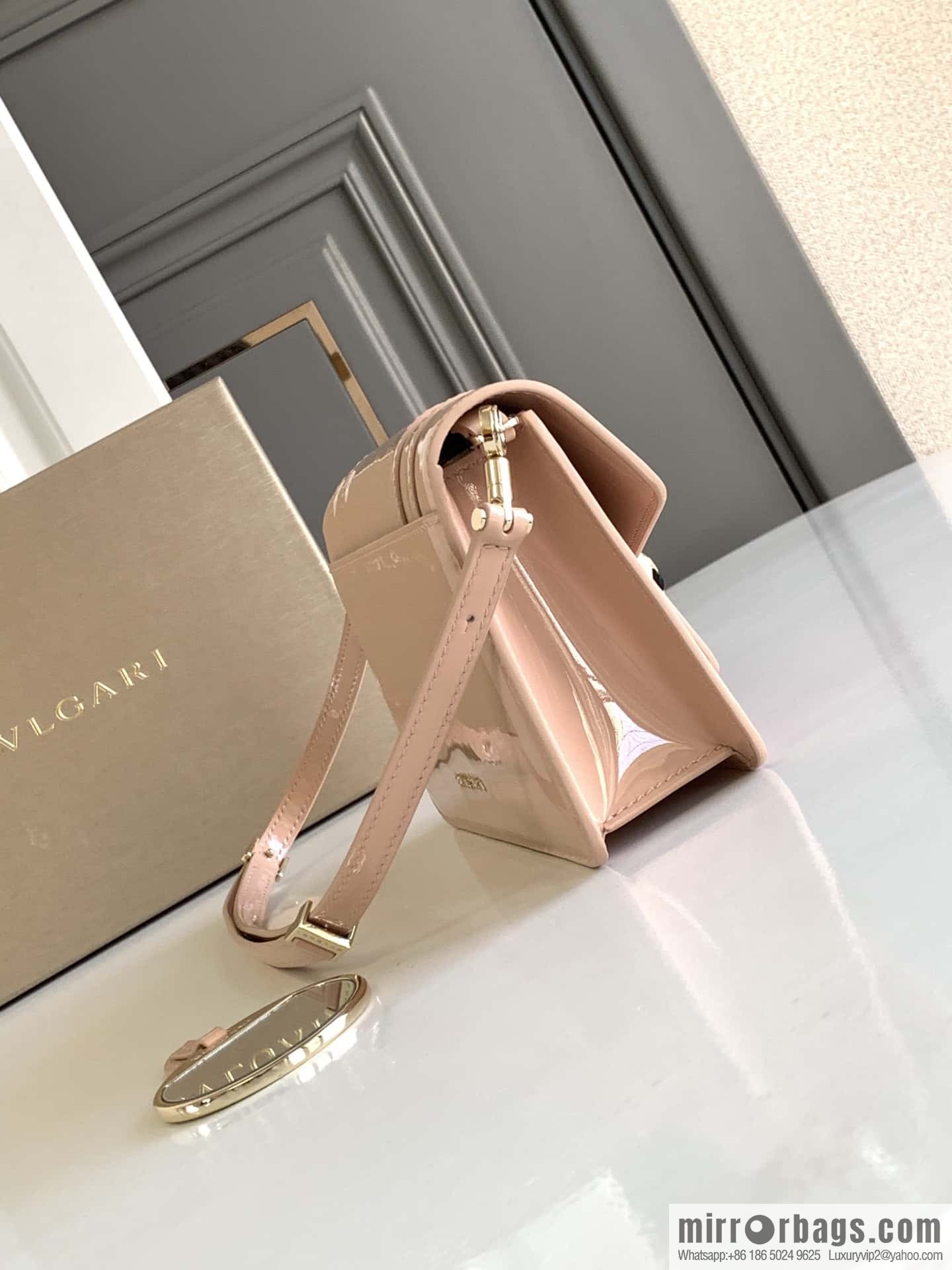 BVLGARI Bulgari SERPENTI FOREVER EAST-WEST Small shoulder bag 292103 pink 22CM