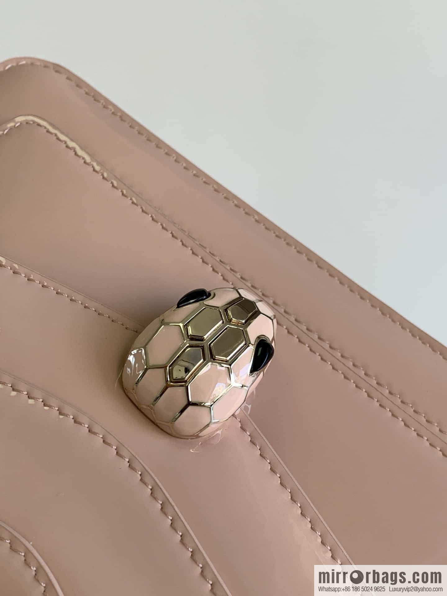 BVLGARI Bulgari SERPENTI FOREVER EAST-WEST Small shoulder bag 292103 pink 22CM